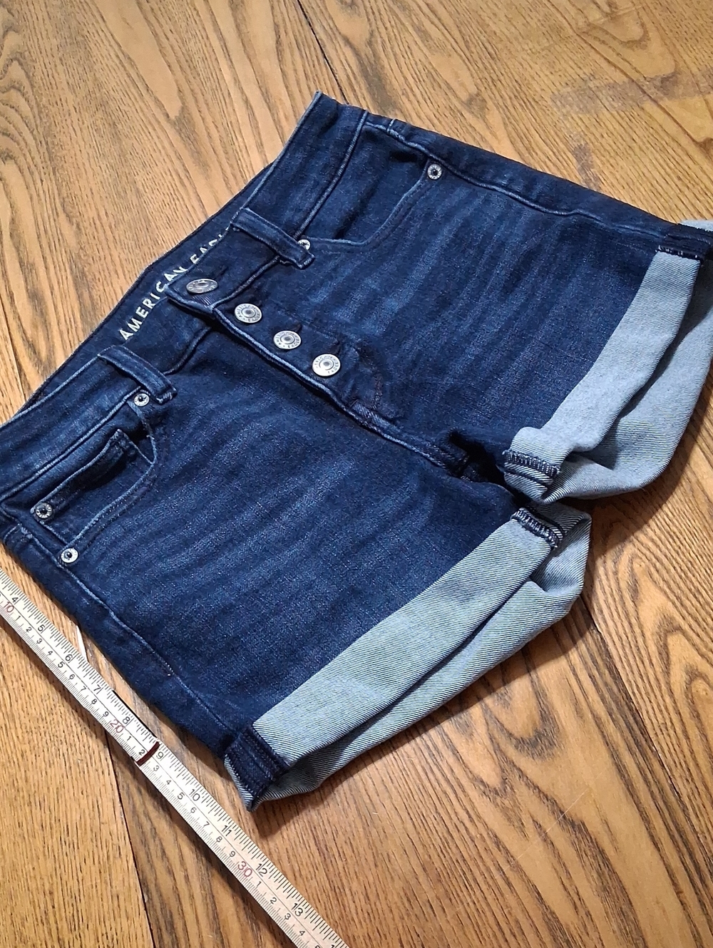AMERICAN EAGLE JEAN SHORTS WOMENS 4 BLUE Used BUTTON FLY DREAM Denim MIDI CUFFED